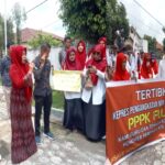 Sambut Massa Aksi Dengan Bunga Mawar, KCD Dikbud Dompu, Suara Hati Guru Dan Tenaga Administrasi, Langsung Disampaikan Ke Dikbud NTB
