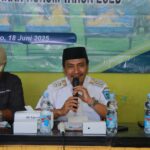 Buka Sosialisasi DBH-CHT, Wabup Dompu Ajak Masyarakat Berperan Aktif Memutus Mata Rantai Peredaran Rokok Ilegal.