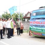 Bupati Dompu Lepas 107 Sapi Potong Kurban Milik Petani Ternak Desa Mbawi Dengan Tujuan Ibu Kota Jakarta.